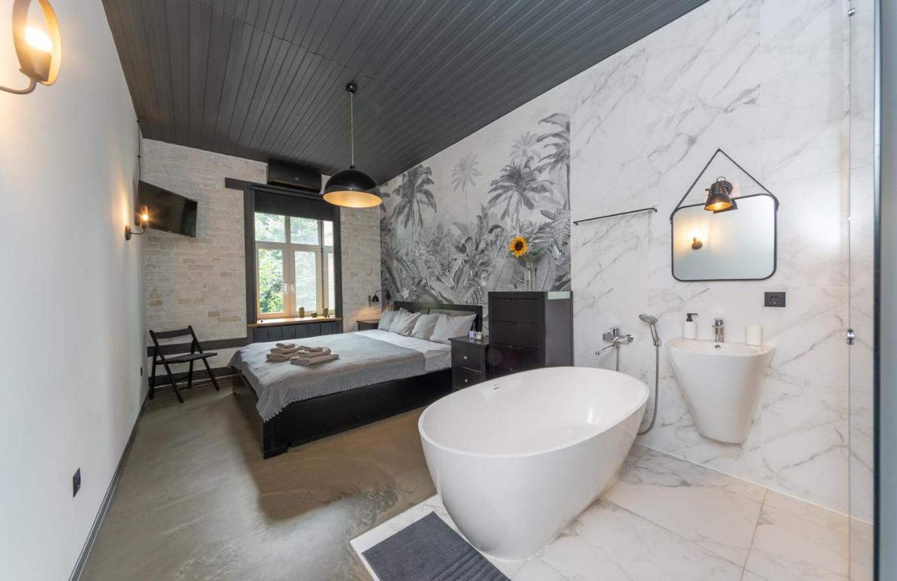Apart Hotel On Zoloti Vorota Kiev Luaran gambar