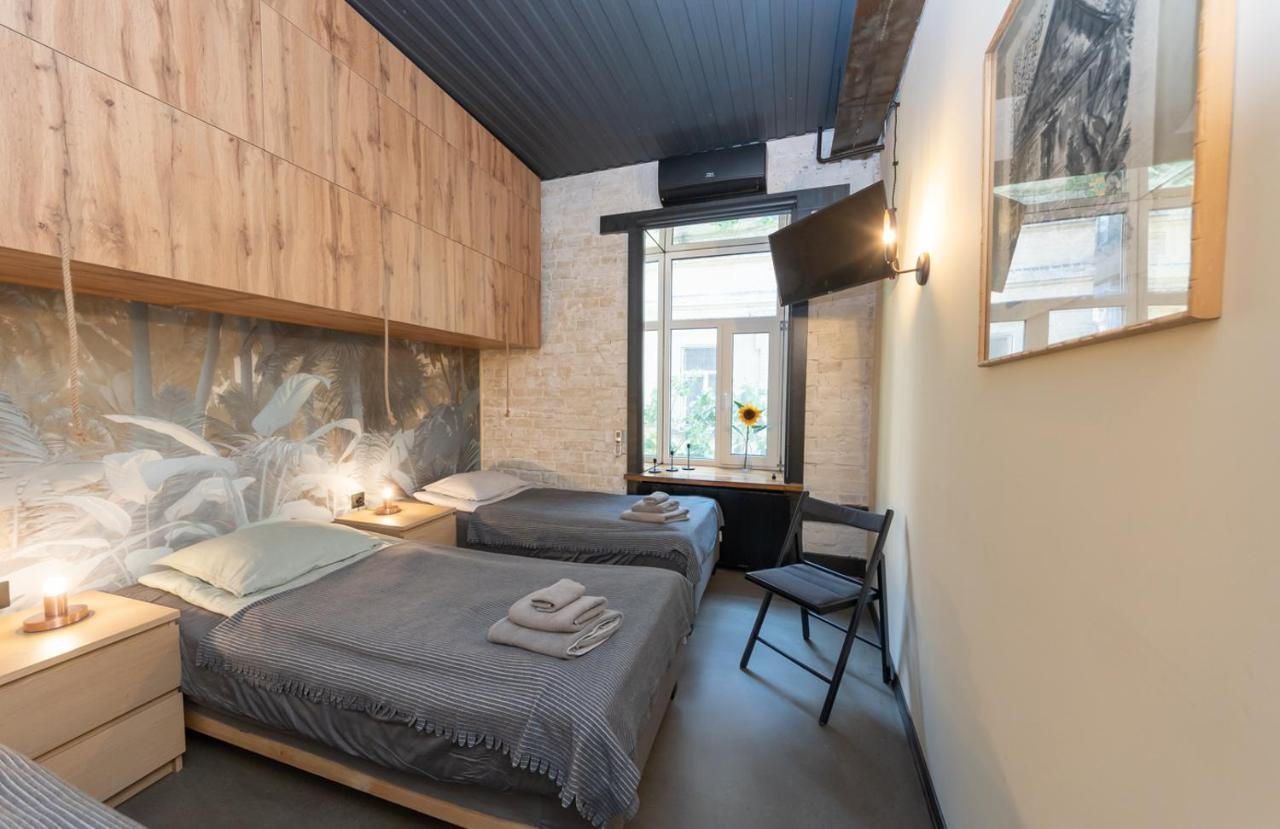 Apart Hotel On Zoloti Vorota Kiev Luaran gambar