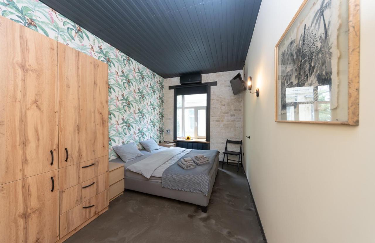 Apart Hotel On Zoloti Vorota Kiev Luaran gambar